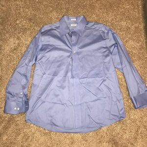 Izod Men’s wrinkle free twill